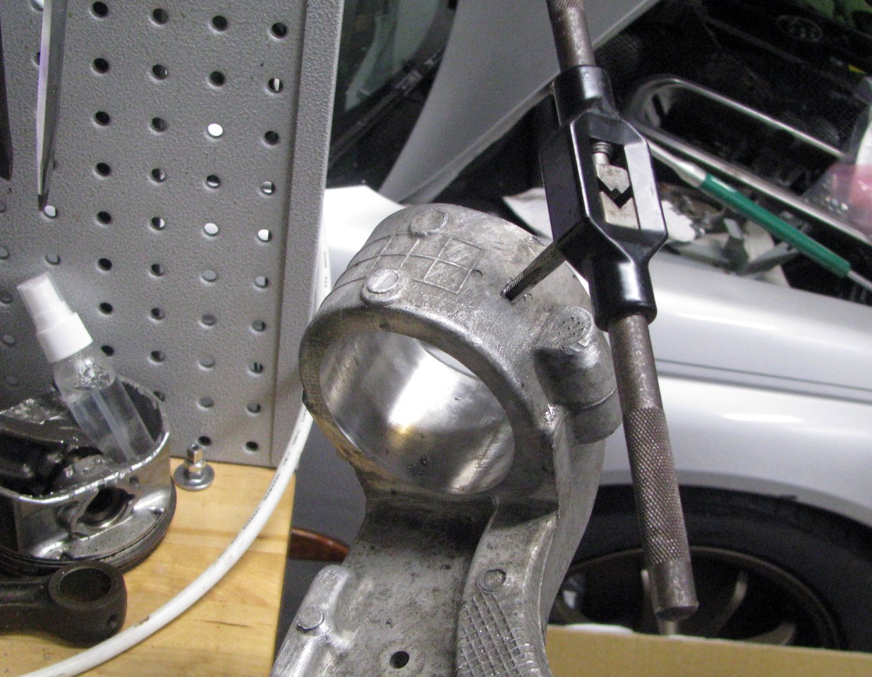Tutorial (step by step)for pressing in and out V1 control arm bushings